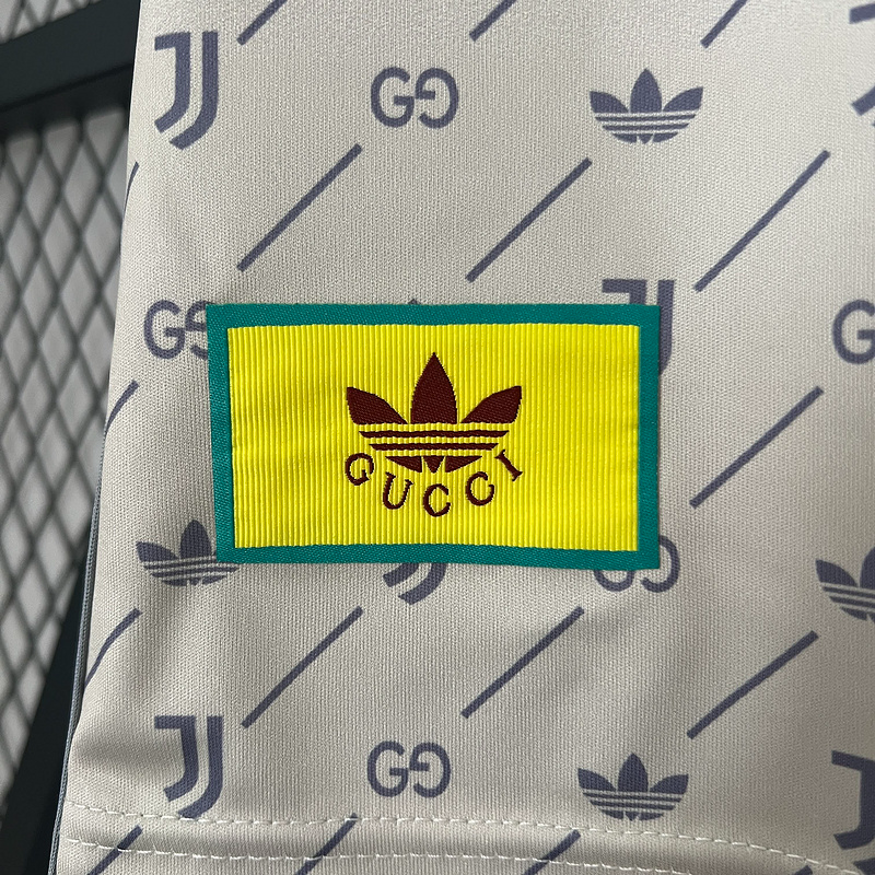 Camisola Juventus Gucci Edição Especial - 24/25