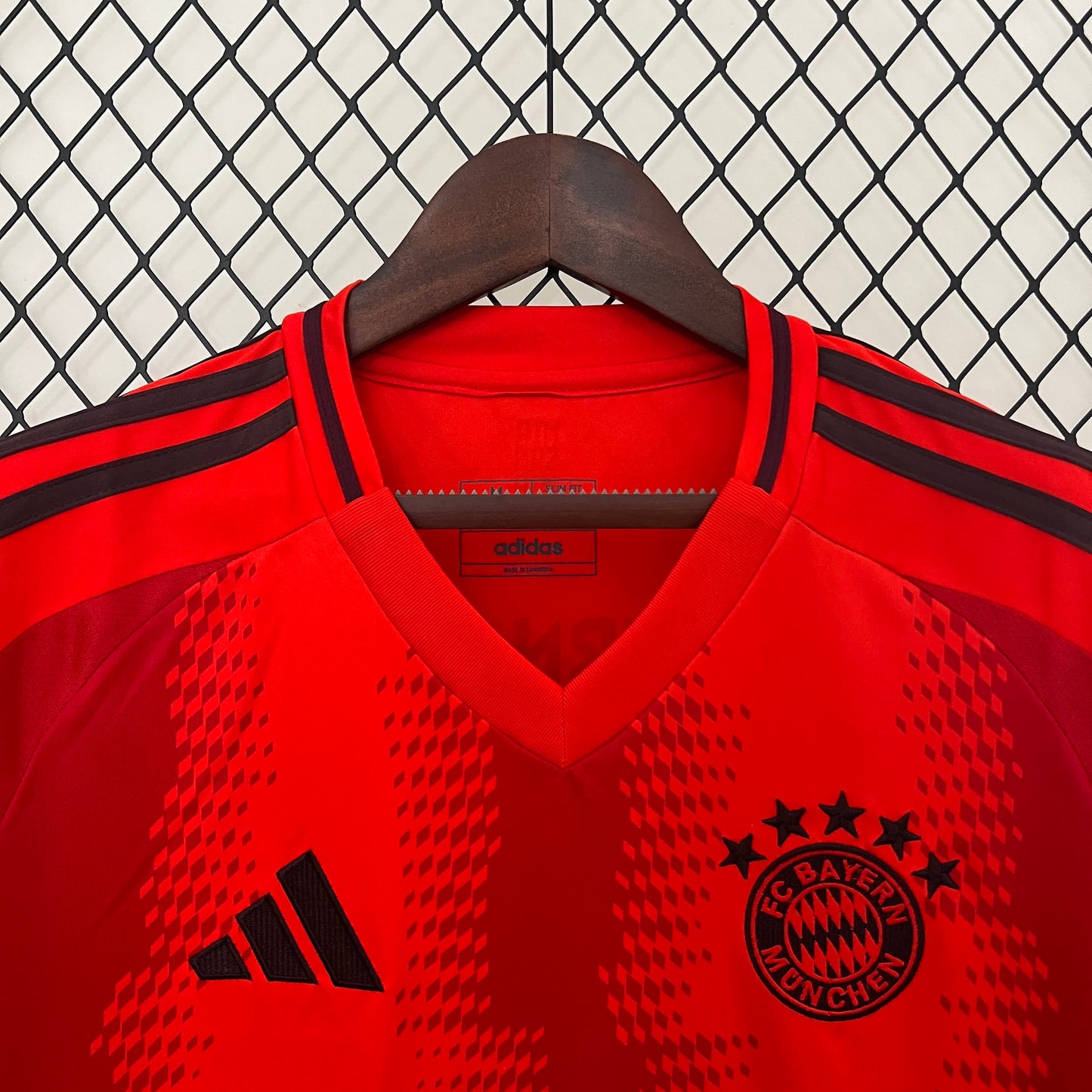 Camisola FC Bayern Munich - 24/25